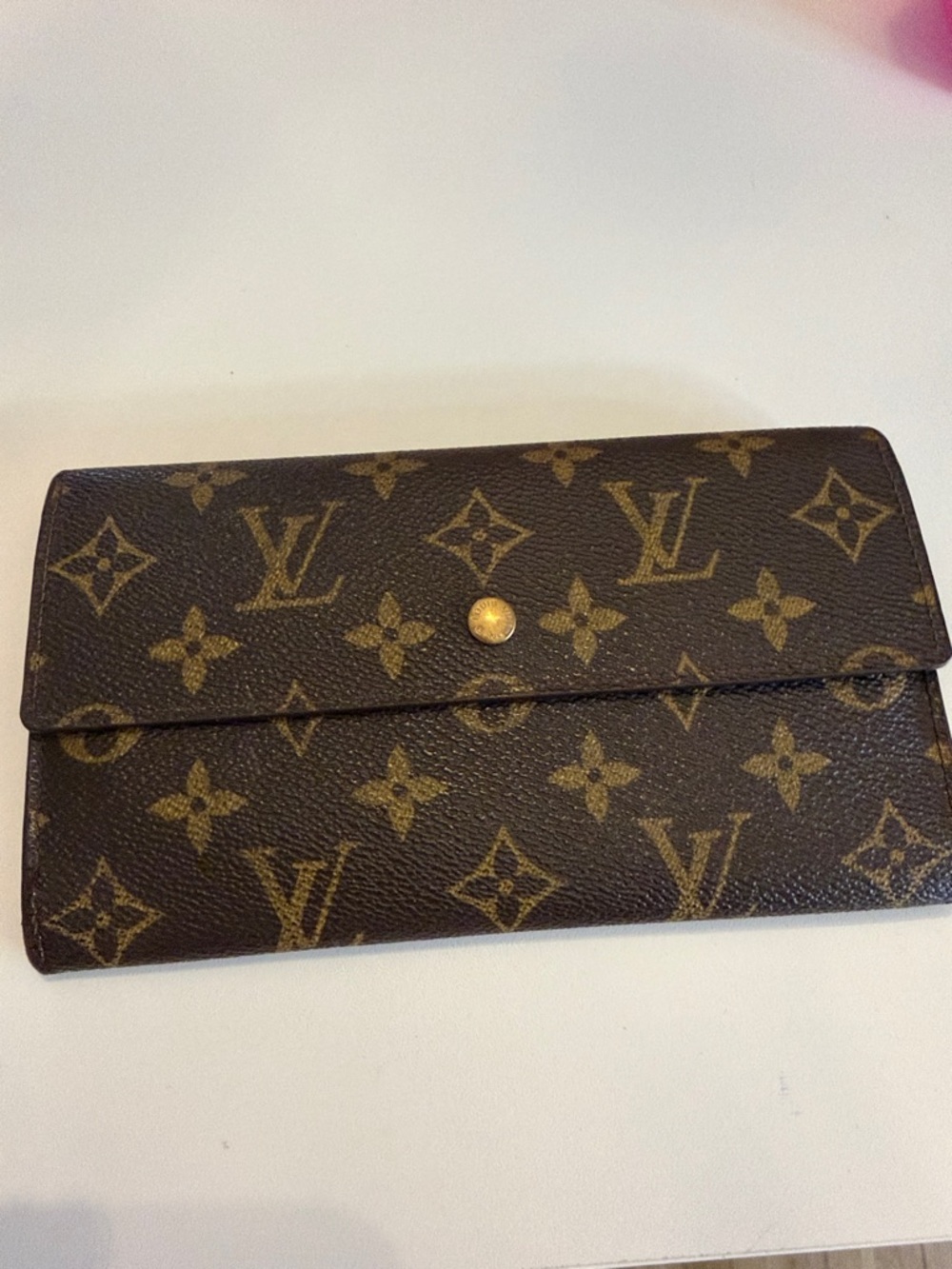 Louis Vuitton Monogram Porte Tresor International Wallet - Picture 3 of 11